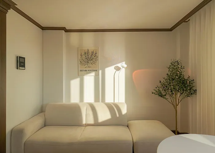 Hyehwa Myeongdong Naksan Kpop 3 Bedroom 1 And Half Bathroom Апартаменты Сеул