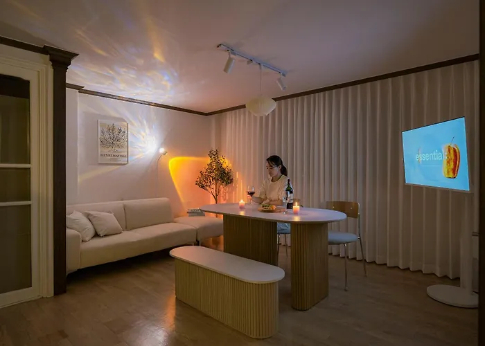 Апартаменты Hyehwa Myeongdong Naksan Kpop 3 Bedroom 1 And Half Bathroom Сеул