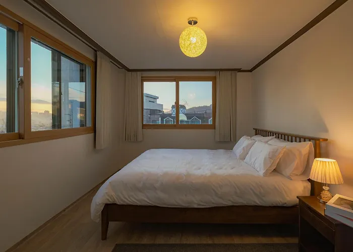 Hyehwa Myeongdong Naksan Kpop 3 Bedroom 1 And Half Bathroom * Сеул