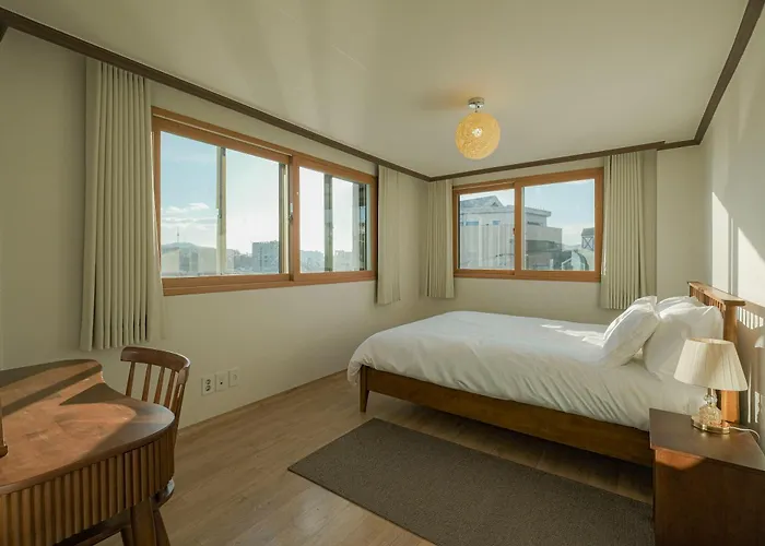 Hyehwa Myeongdong Naksan Kpop 3 Bedroom 1 And Half Bathroom Апартаменты *
