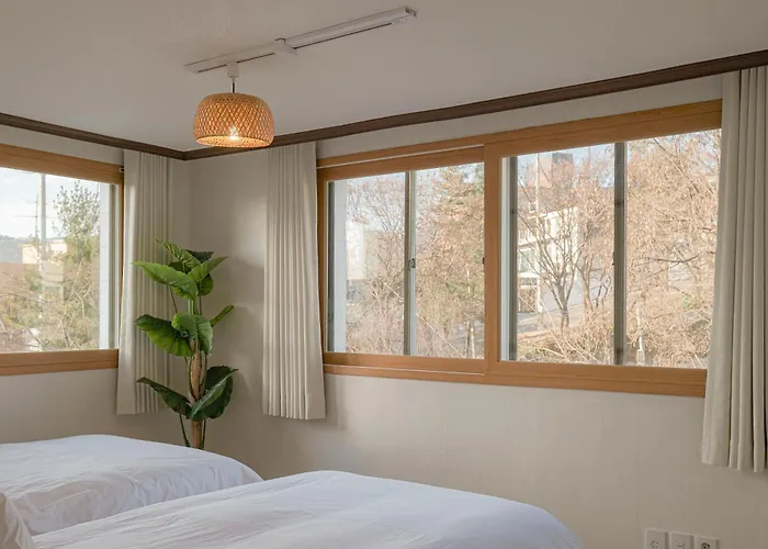 Hyehwa Myeongdong Naksan Kpop 3 Bedroom 1 And Half Bathroom Апартаменты *