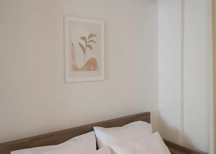 Апартаменты Hyehwa Myeongdong Naksan Kpop 3 Bedroom 1 And Half Bathroom Сеул